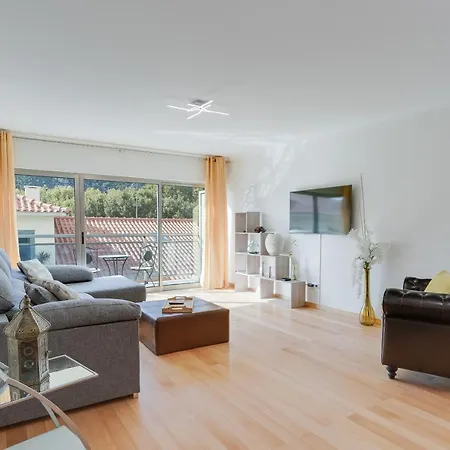 Апартаменты Sunny By Madeira